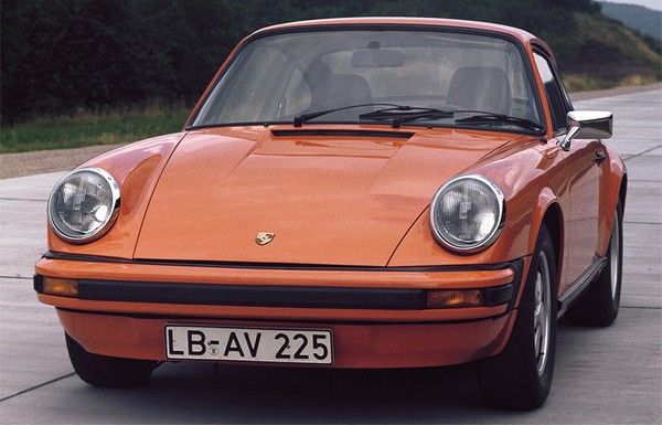 Porsche 911 Carrera 2.7